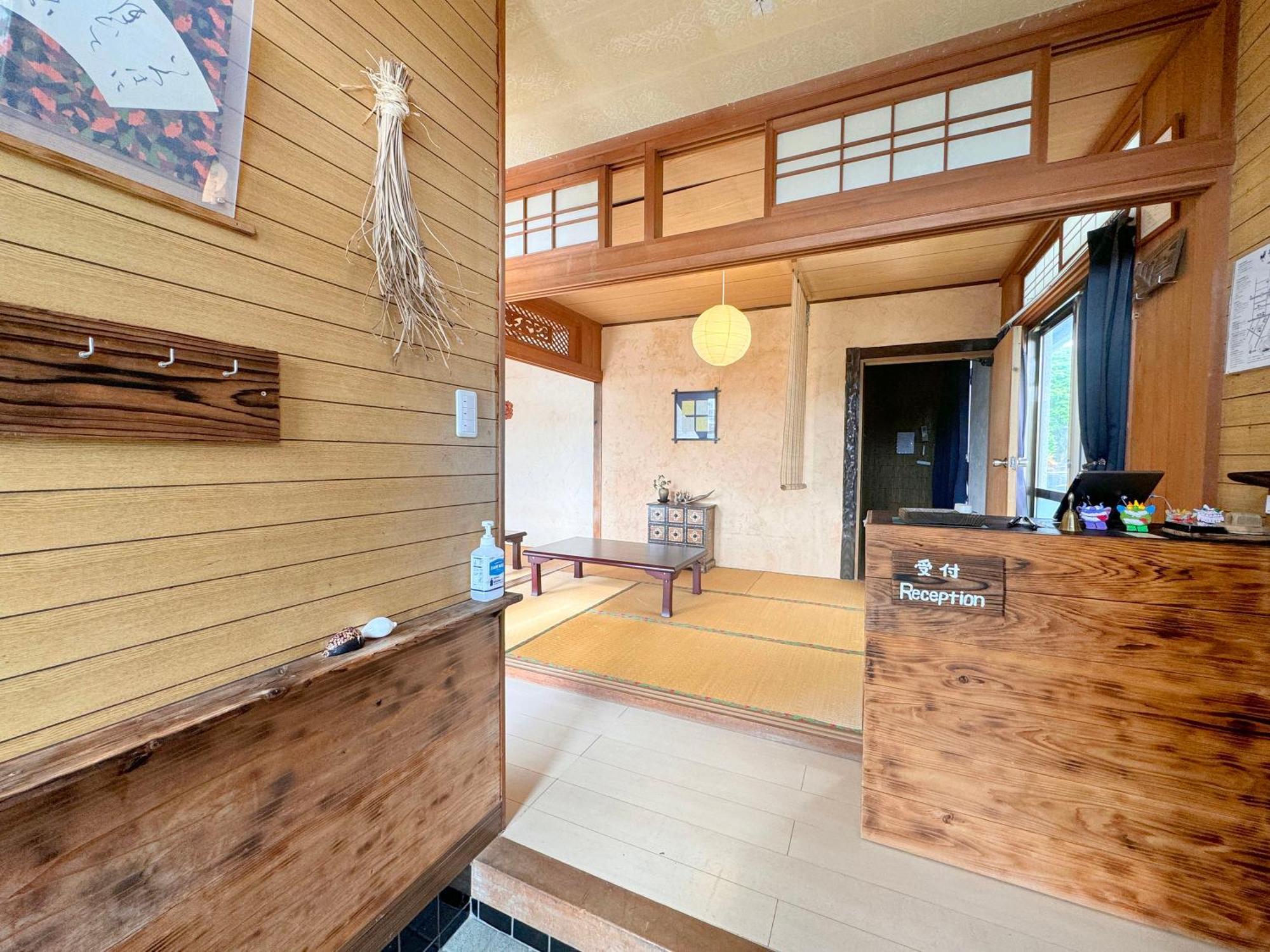 Guesthouse Asibina Ishigaki  Dış mekan fotoğraf